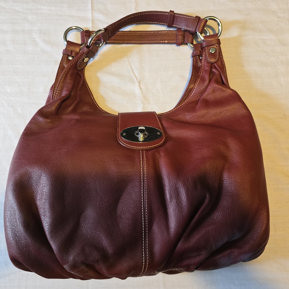 Northstyle Elegant Burgundy Leather Shoulder Bag